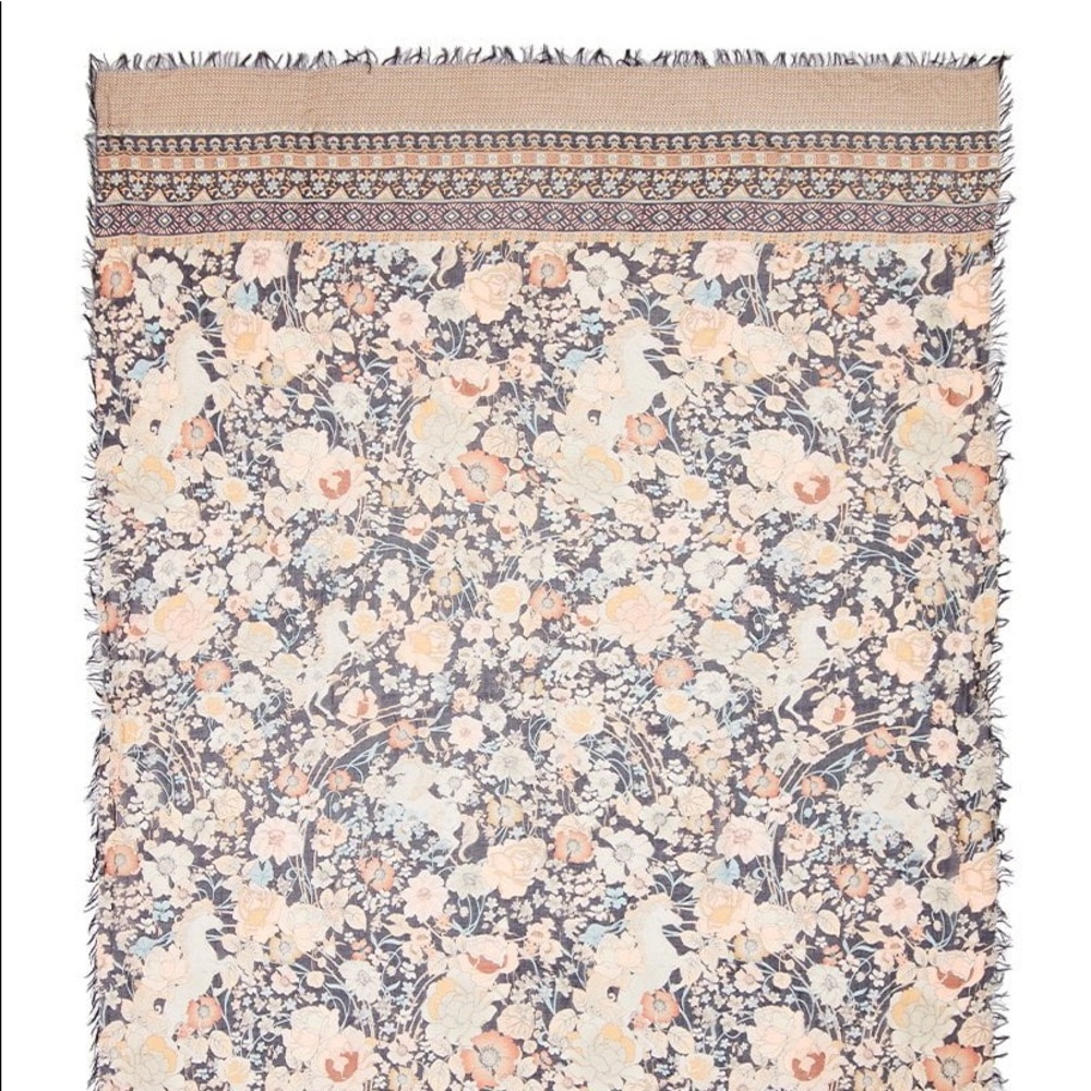 ISO Amethyst Travel Scarf